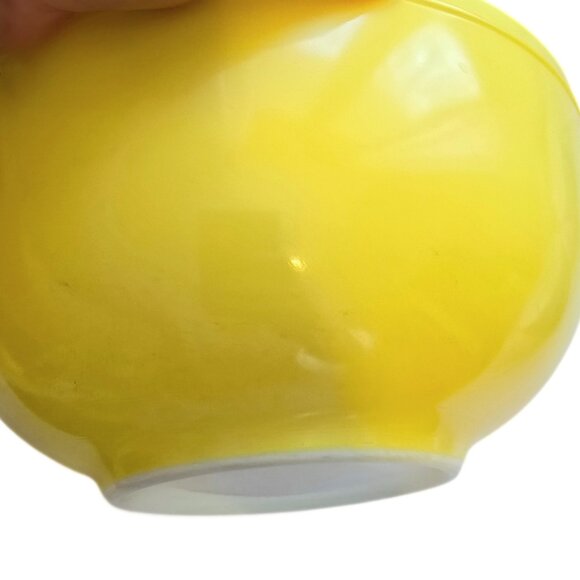 Vintage Pyrex Primary Colours Blue Green Yellow Nesting Mixing Bowls Set of 3 - Picture 3 of 16